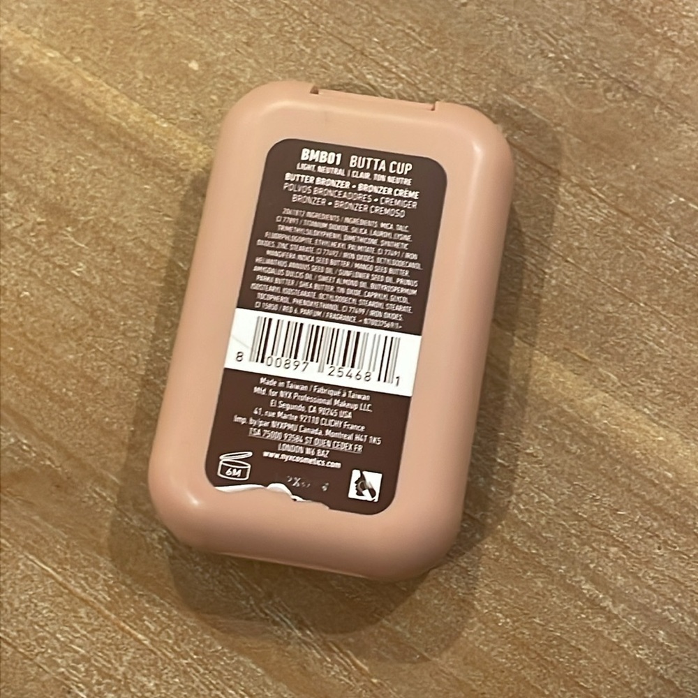 Nyx butter bronzer - Picture 2 of 4